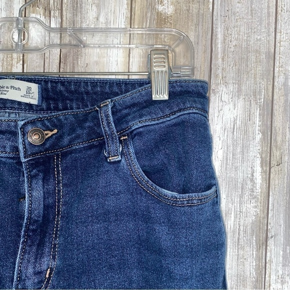 Abercrombie & Fitch The Skinny High Rise Jeans - Picture 3 of 6